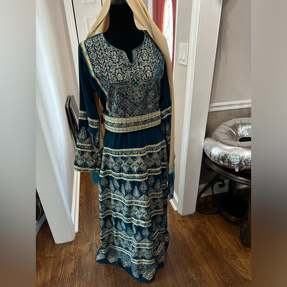 Custom made thoub palestinian thobe tatreez embroidery arabic henna